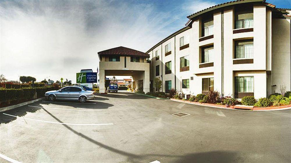 Holiday Inn Express & Suites Santa Clara - Silicon Valley, An Ihg Hotel Exterior foto