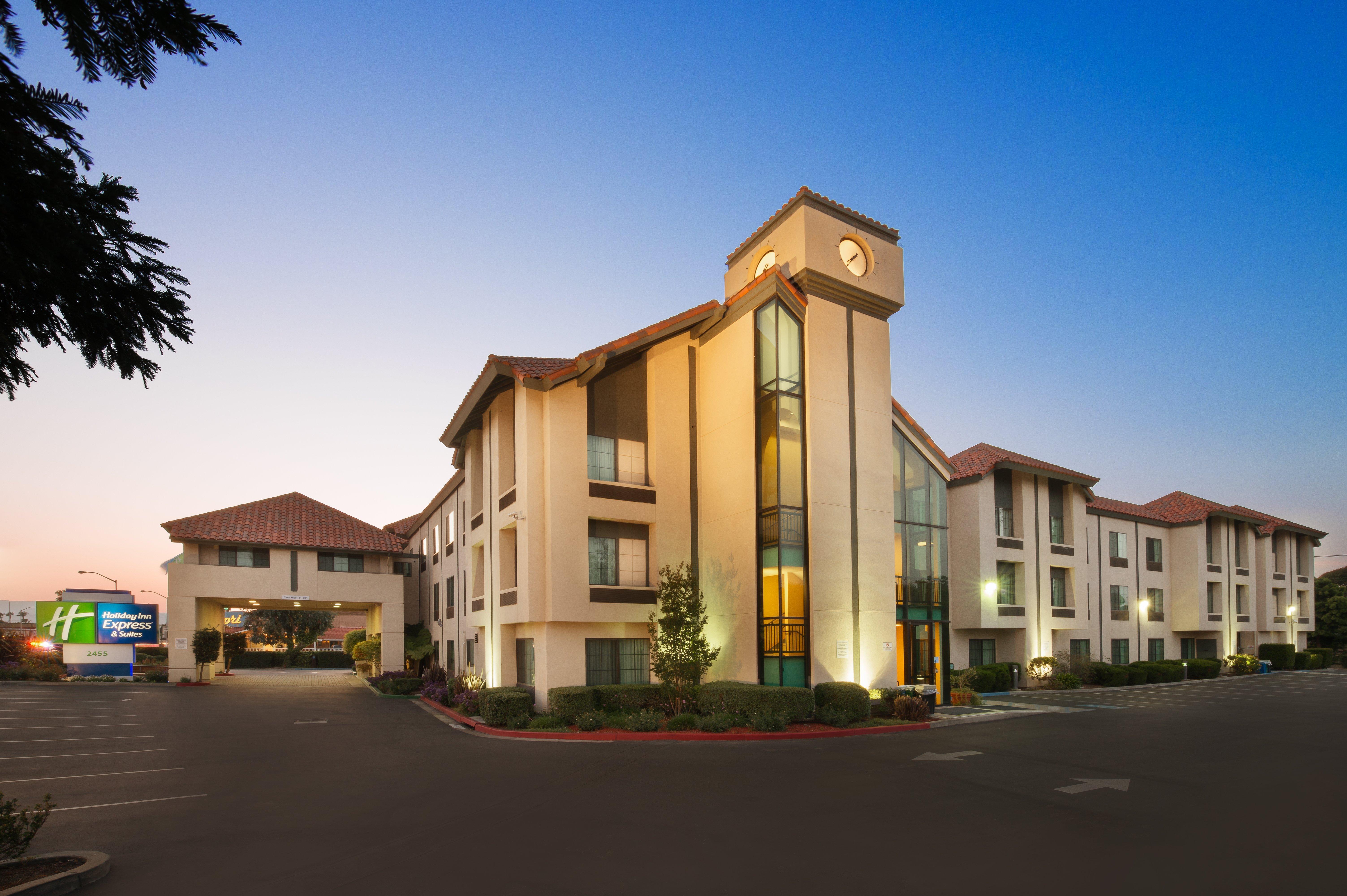 Holiday Inn Express & Suites Santa Clara - Silicon Valley, An Ihg Hotel Exterior foto